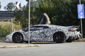 Lamborghini Revuelto SV - Foto spia 29-07-2026