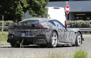 Ferrari 12Cilindri Versione Speciale - Foto spia 29-07-2026