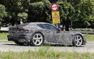 Ferrari 12Cilindri Versione Speciale - Foto spia 29-07-2026