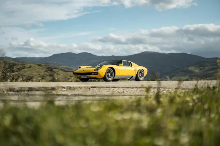 Lamborghini Miura SV - 55 anni - 10