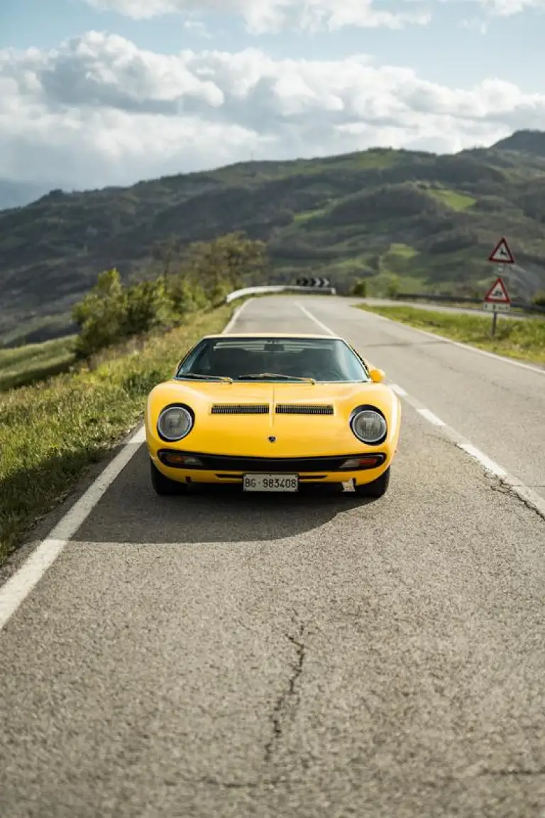 Lamborghini Miura SV - 55 anni - 6