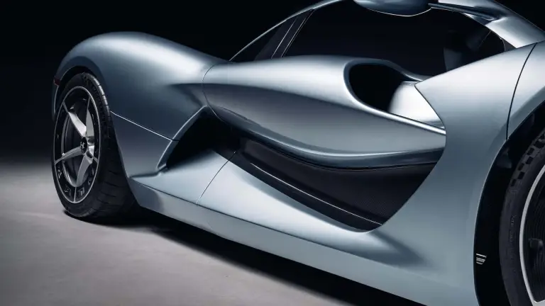 Hennessey Blackbird - 26