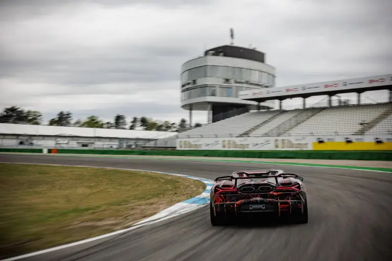 Lamborghini Revuelto SV - Record Hockenheimring - 4