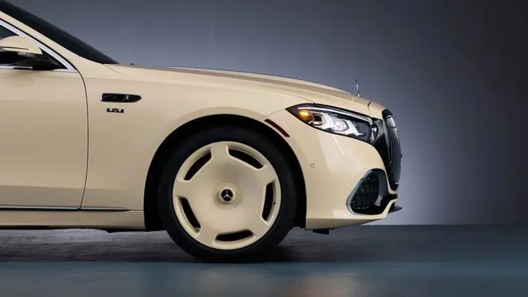Mercedes Maybach Classe S - LeBron James - 2