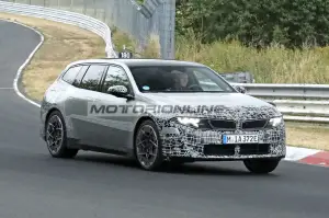 BMW i3 Touring - Foto spia 20-8-2026