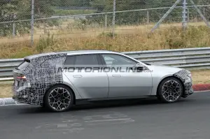 BMW i3 Touring - Foto spia 20-8-2026