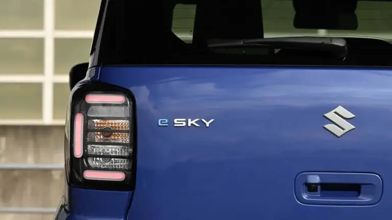 Suzuki e-Sky - Foto ufficiali - 8