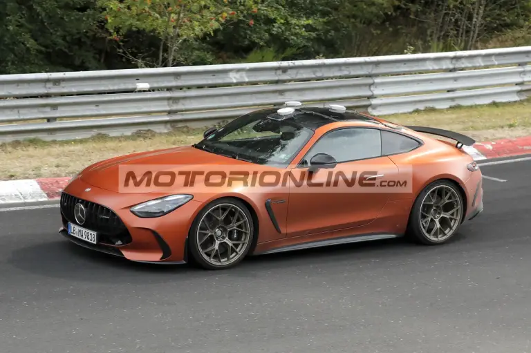 Mercedes AMG GT 63 - Foto spia 26-8-2026 - 1