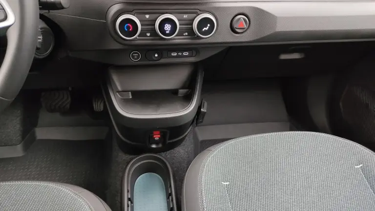 Dacia Spring 2026 - Foto live - 27