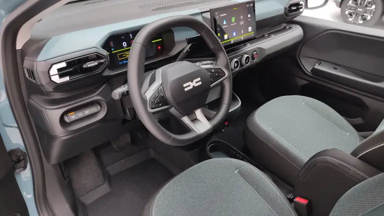 Dacia Spring 2026 - Foto live - 23