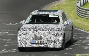 Mercedes Classe E elettrica - Foto spia 08-09-2026