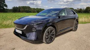 Mazda CX-6e 2026 - Prova Dusseldorf