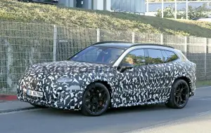 Mercedes-AMG SUV - Foto spia 16-09-2026