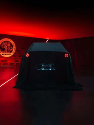 Mercedes-AMG SUV - Teaser - 5