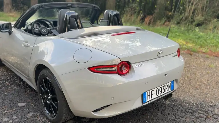 Mazda MX-5 My27 - 13