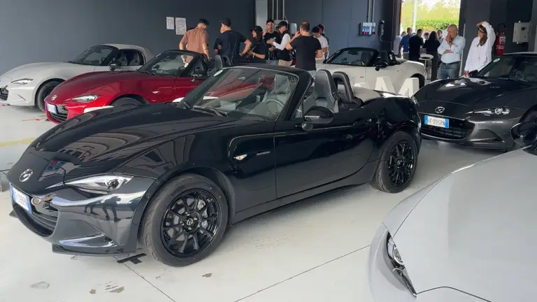 Mazda MX-5 My27 - 20