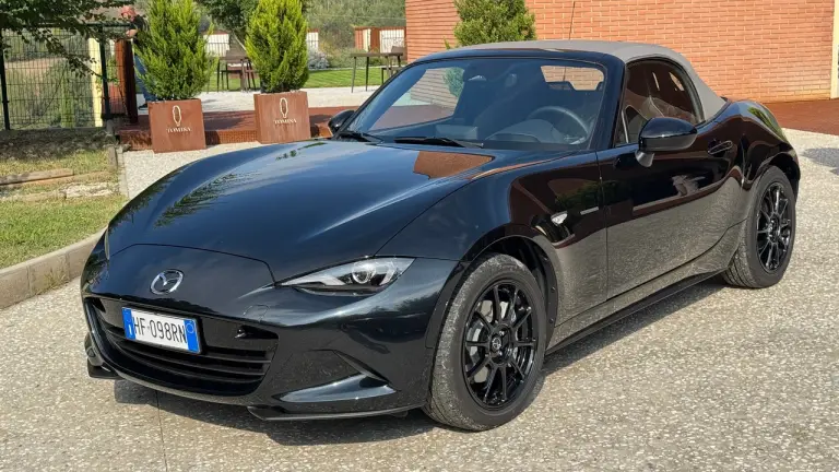 Mazda MX-5 My27 - 22