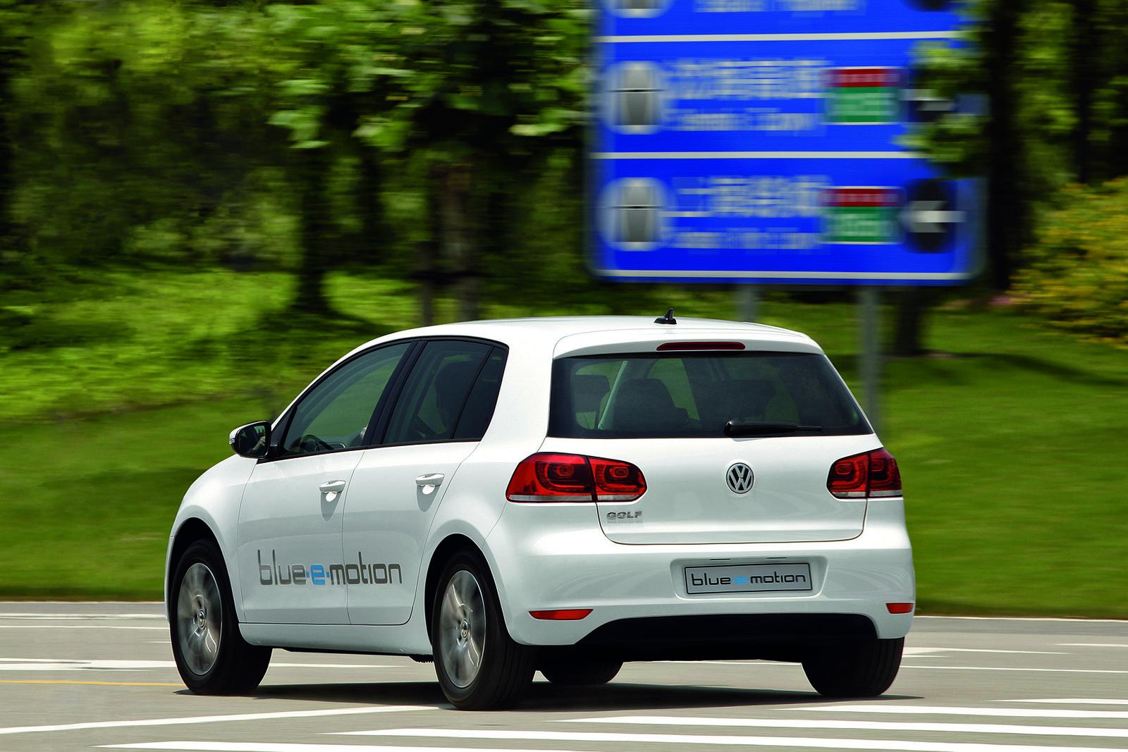 2014 Volkswagen Golf blue-e-motion