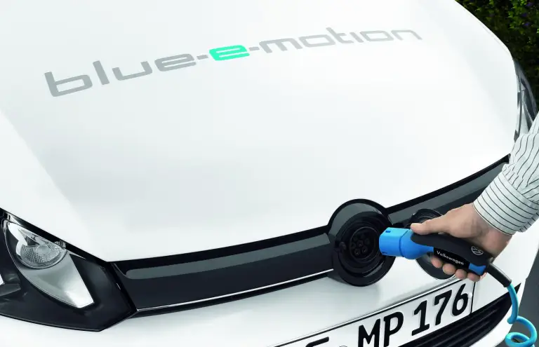2014 Volkswagen Golf blue-e-motion - 5