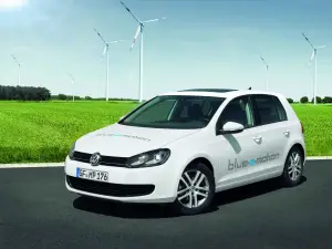 2014 Volkswagen Golf blue-e-motion