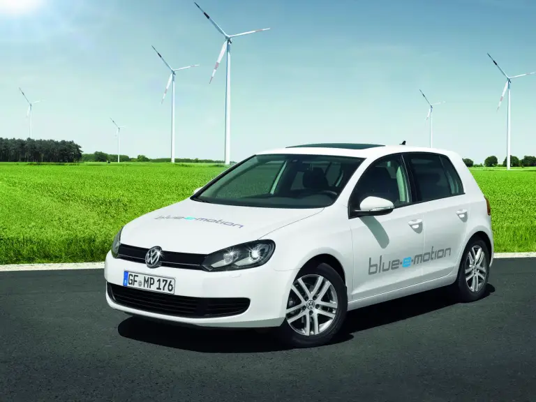 2014 Volkswagen Golf blue-e-motion - 6