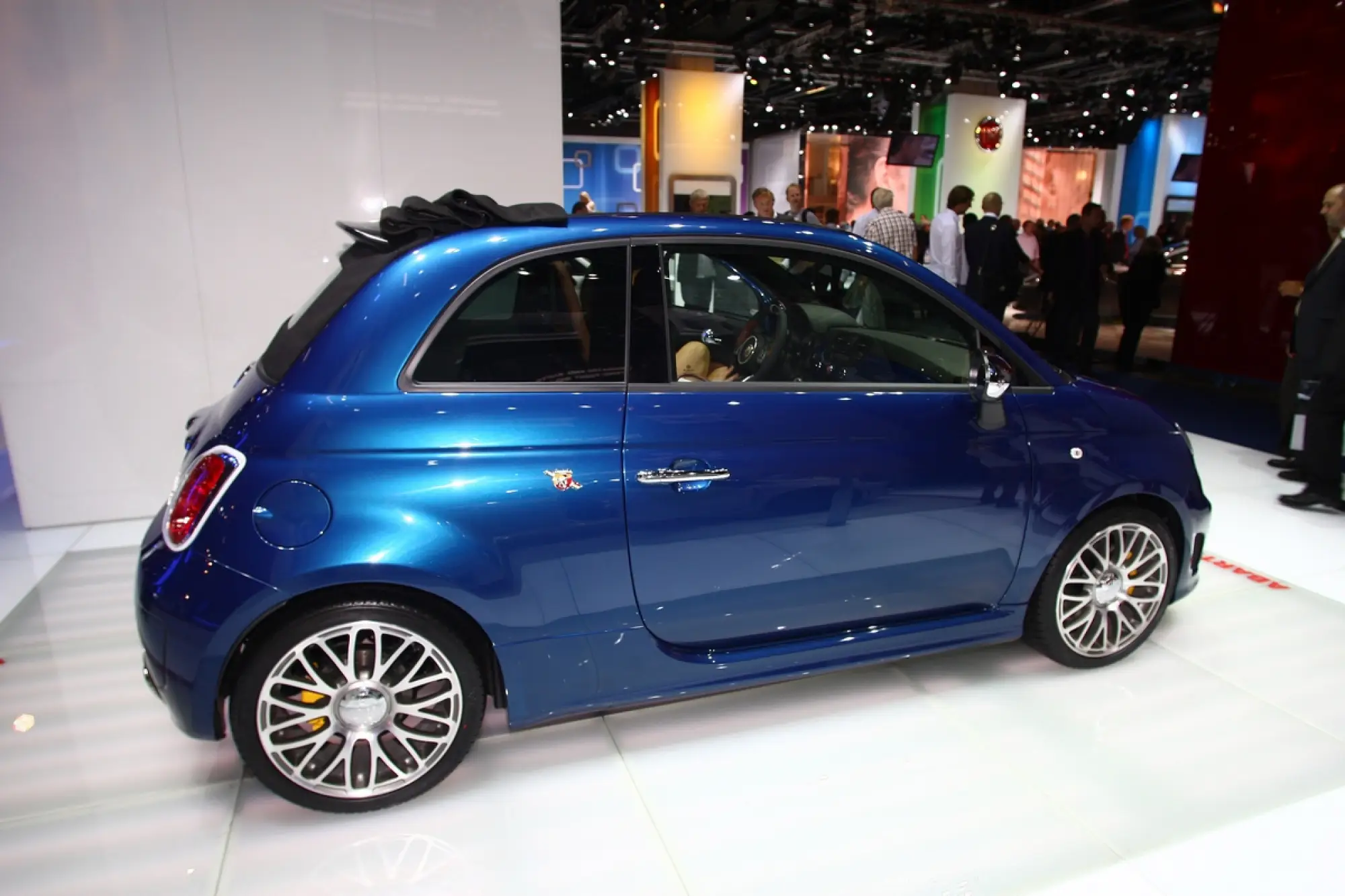 500 Abarth Cabrio Italia - Salone di Francoforte 2011 - 6