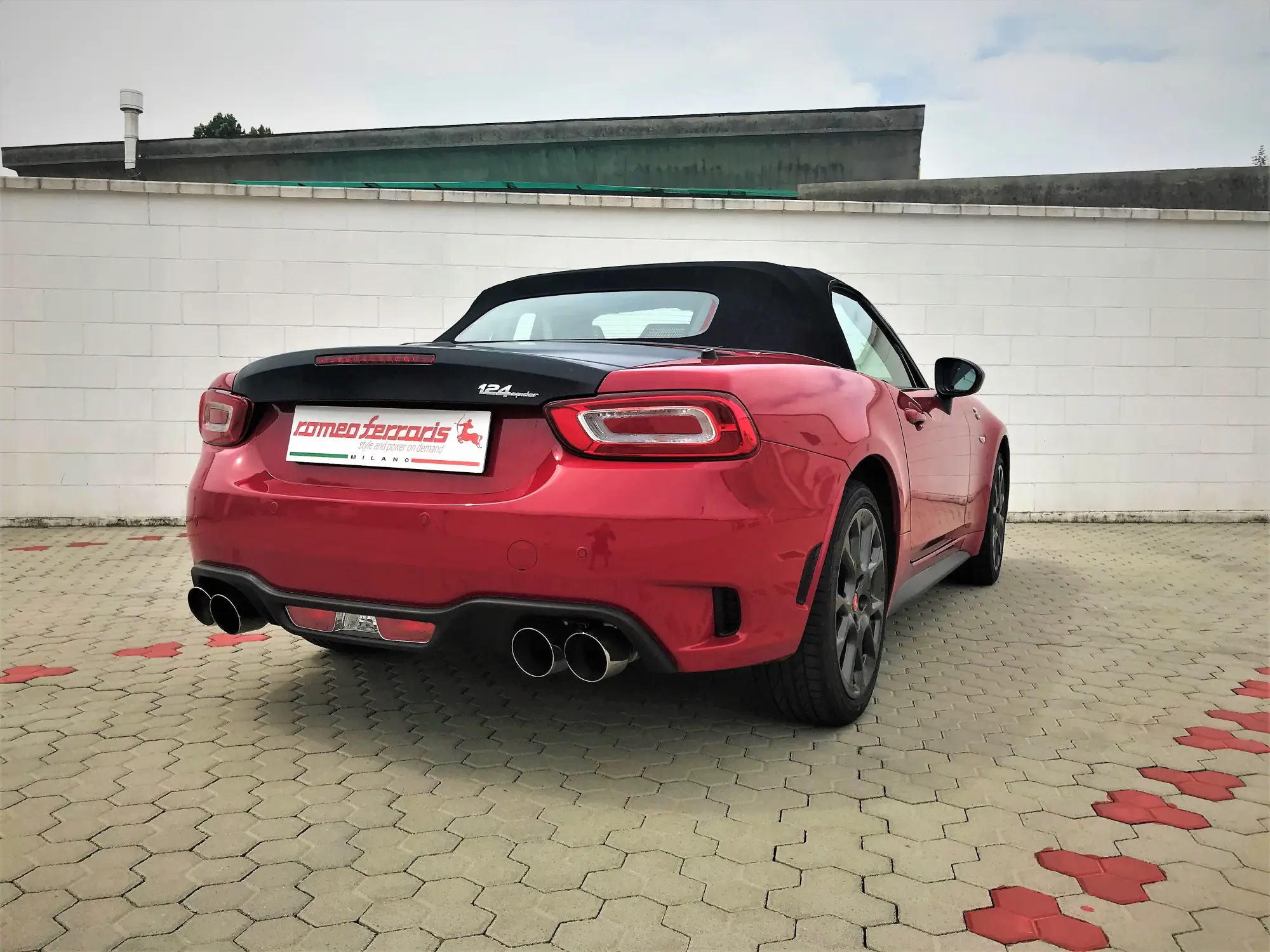 Abarth 124 Spider by Romeo Ferraris - 4