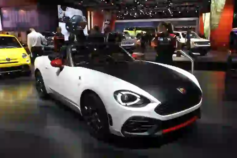 Abarth 124 Spider - Salone di Parigi 2016 - 2