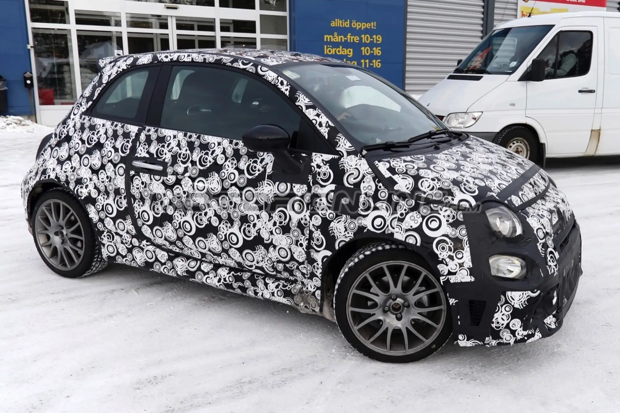 Abarth 500 Facelift - Foto spia 29-04-2016 - 4