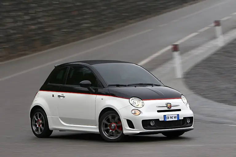 Abarth 500C 2011 - 14