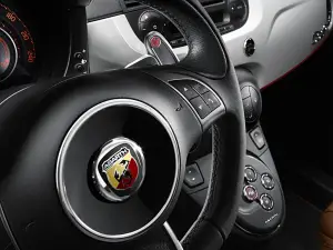 Abarth 500C 2011 - 35