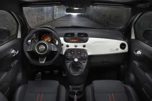 Abarth 500C - 11