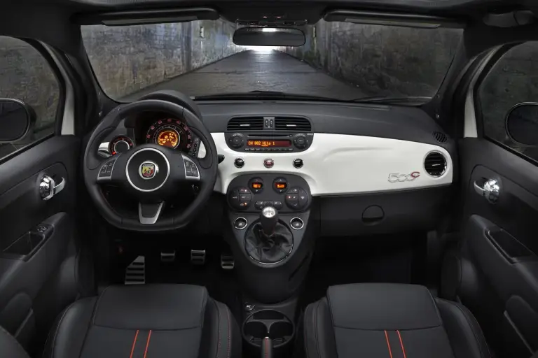 Abarth 500C - 11