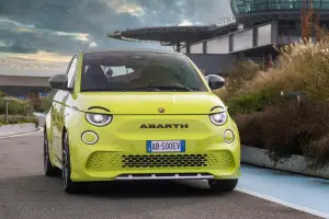 Abarth 500e - 1