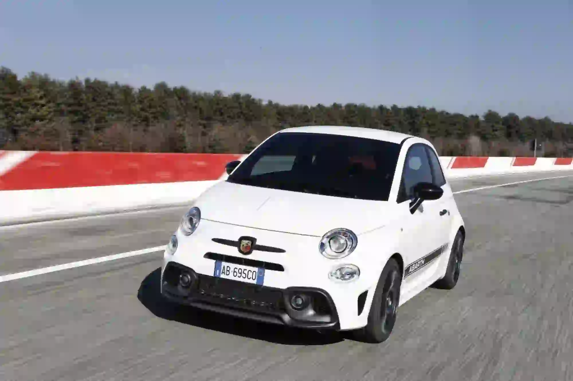 Abarth 595 2022 - Foto ufficiali - 8