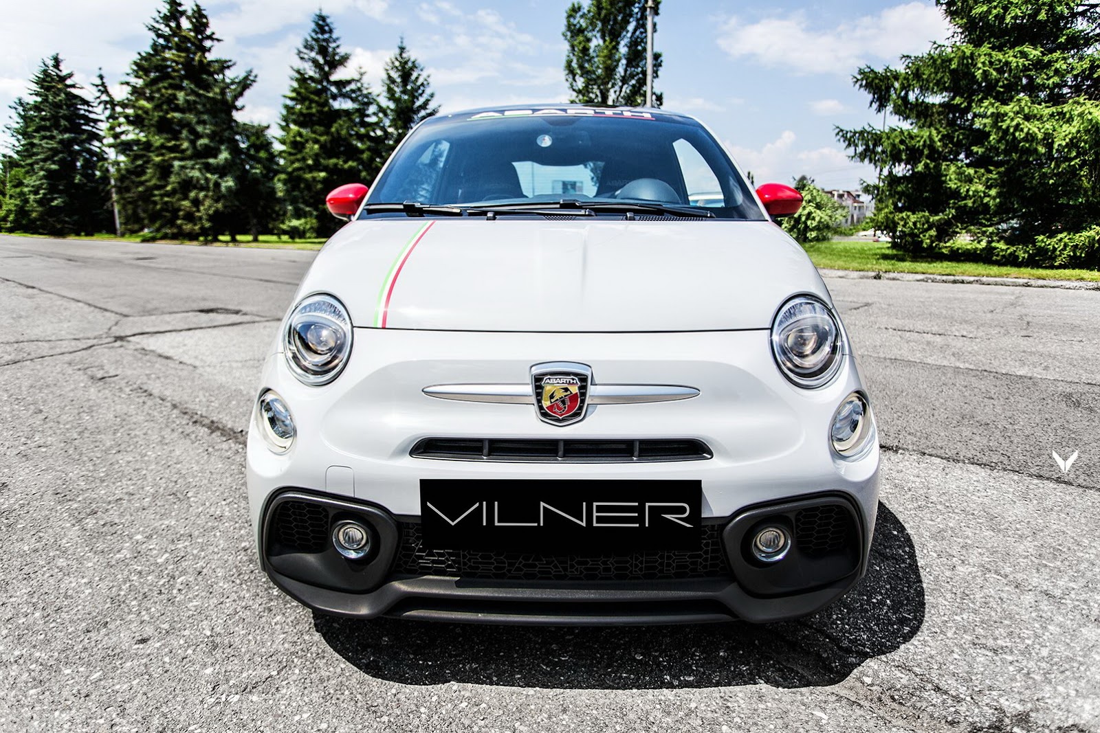 Abarth 595 by Vilner