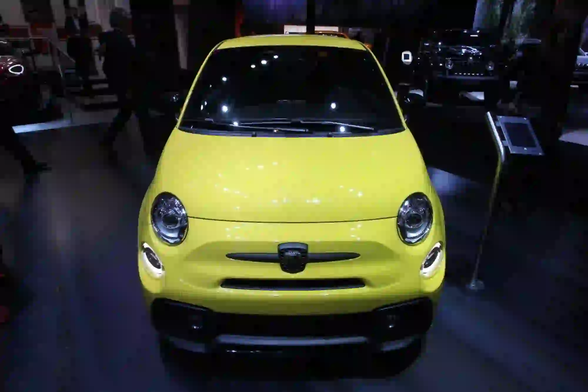 Abarth 595 Competizione - Salone di Parigi 2016 - 5