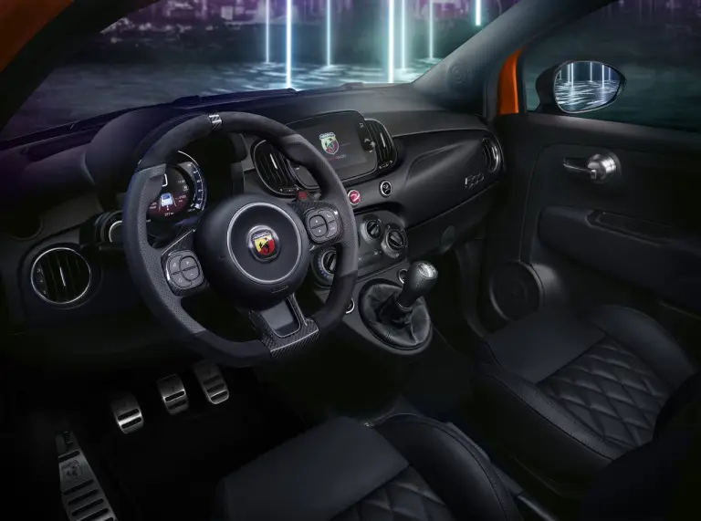 Abarth 595 e 695 2023 - Foto - 9