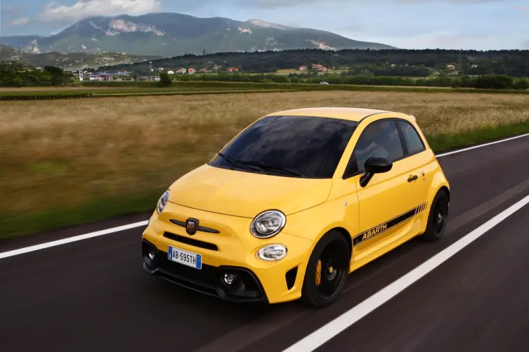 Abarth 595 MY 2016 - 13