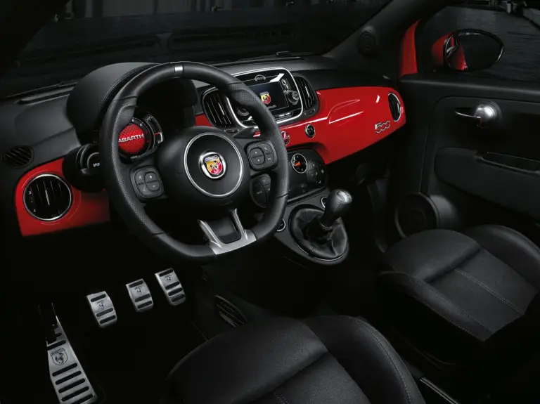 Abarth 595 MY 2016 - 17