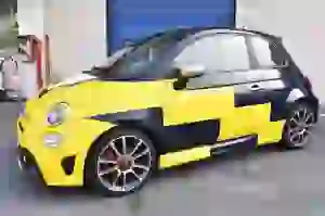 Abarth 595 Turirmo K-Hertz e Fiat 500 Carlo Icon-e - Foto ufficiali - 4