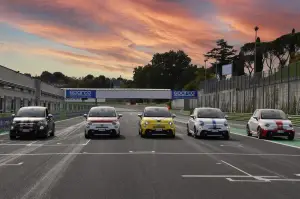Abarth 595 Turirmo K-Hertz e Fiat 500 Carlo Icon-e - Foto ufficiali