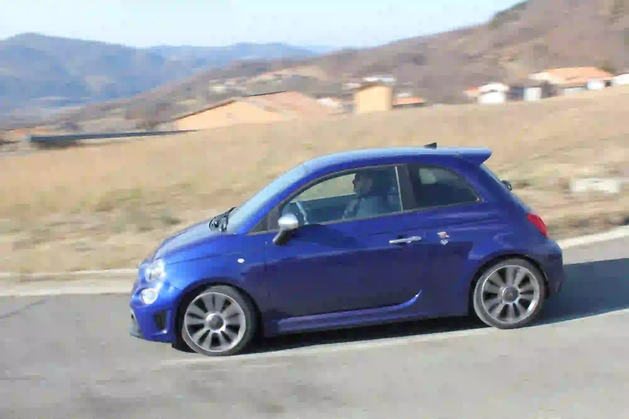 Abarth 595 Turismo: prova su strada - 11