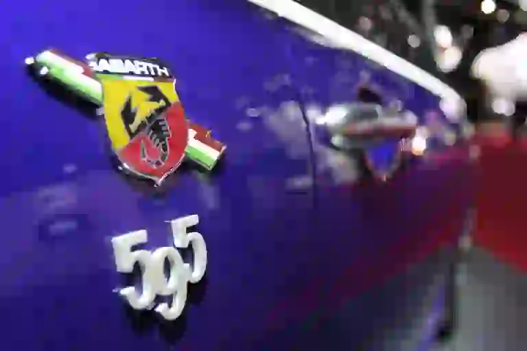 Abarth 595C Turismo - Salone di Parigi 2016 - 7