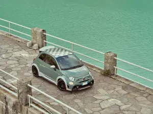 Abarth 695 70 Anniversario