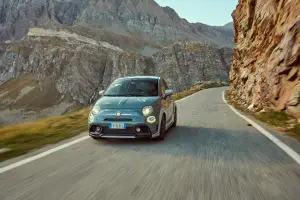 Abarth 695 70 Anniversario