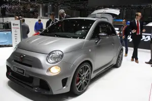 ABARTH 695 Biposto - Salone di Ginevra 2014