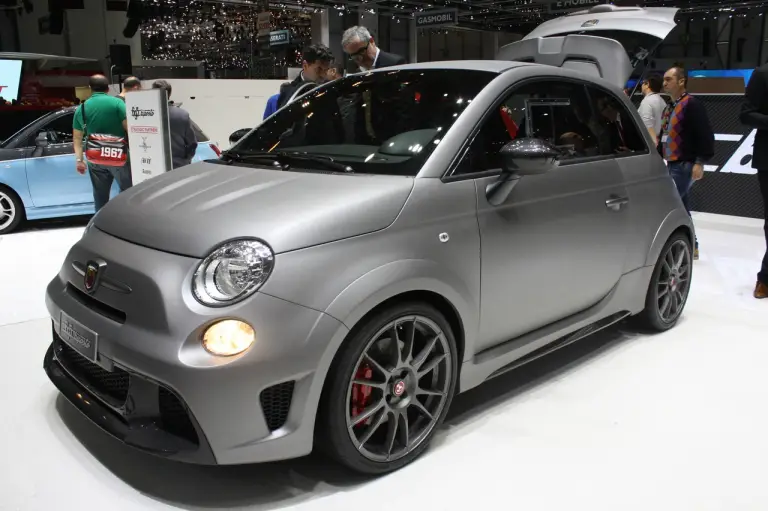 ABARTH 695 Biposto - Salone di Ginevra 2014 - 7