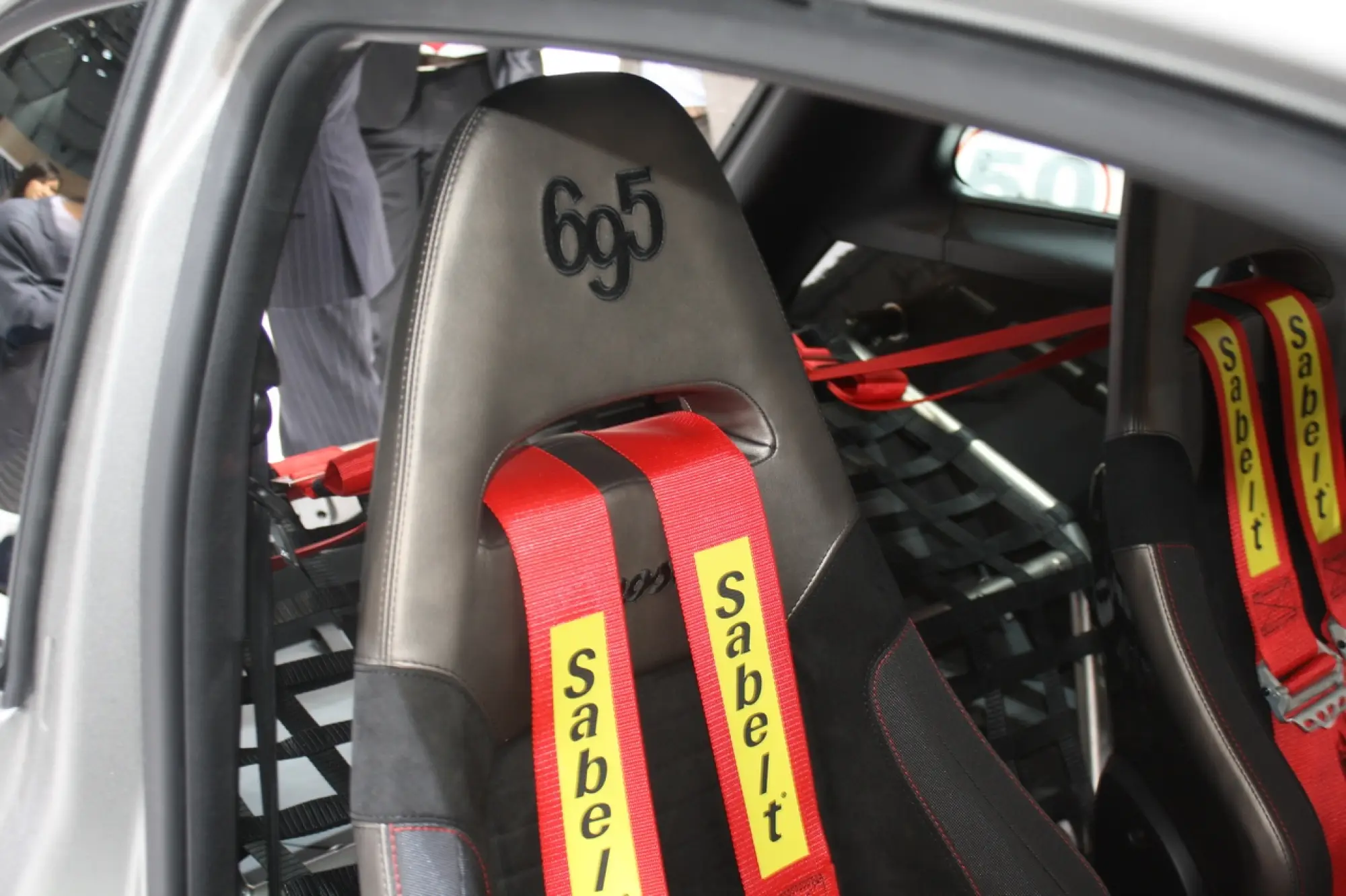 ABARTH 695 Biposto - Salone di Ginevra 2014 - 20