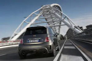 Abarth 695 Biposto 